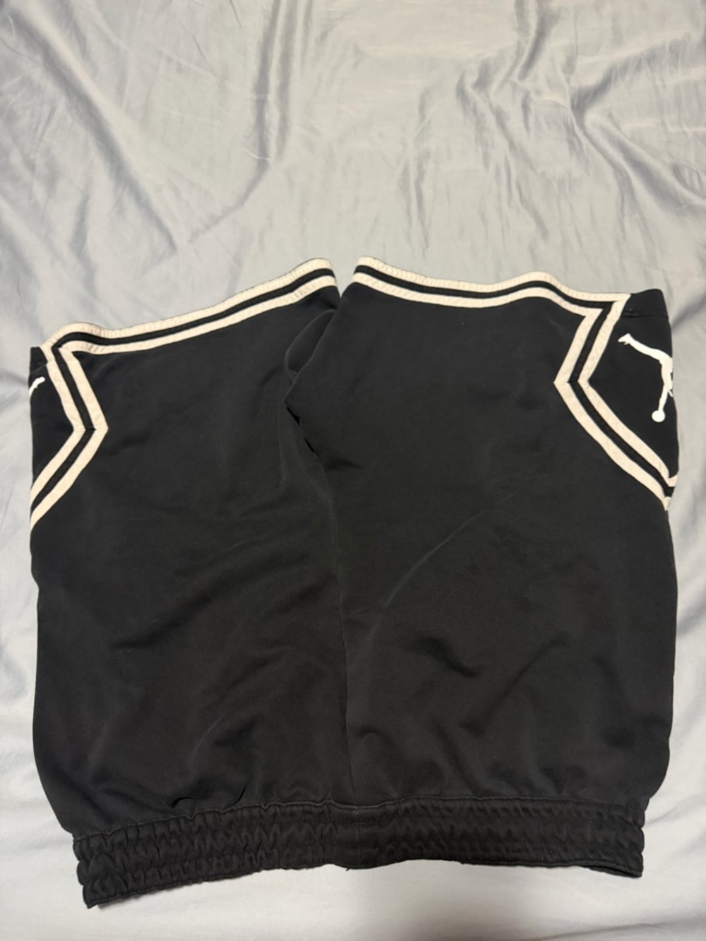 Jordan Black shorts - Picture 2 of 3